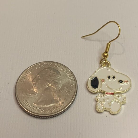Snoopy Earring, Peanuts Earring, Gift Idea, Snoopy Charm, Peanuts Charm, Snoopy - Picture 4 of 7